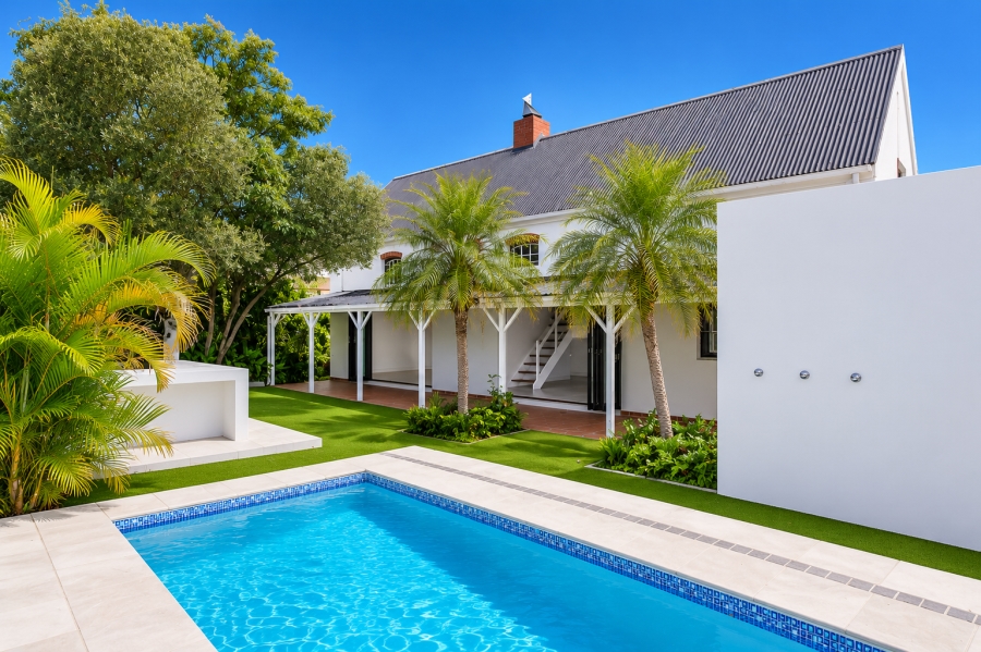 4 Bedroom Property for Sale in Hoog En Droog Western Cape